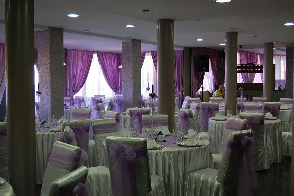 Hotel Perla Baile 1 Mai Exterior photo